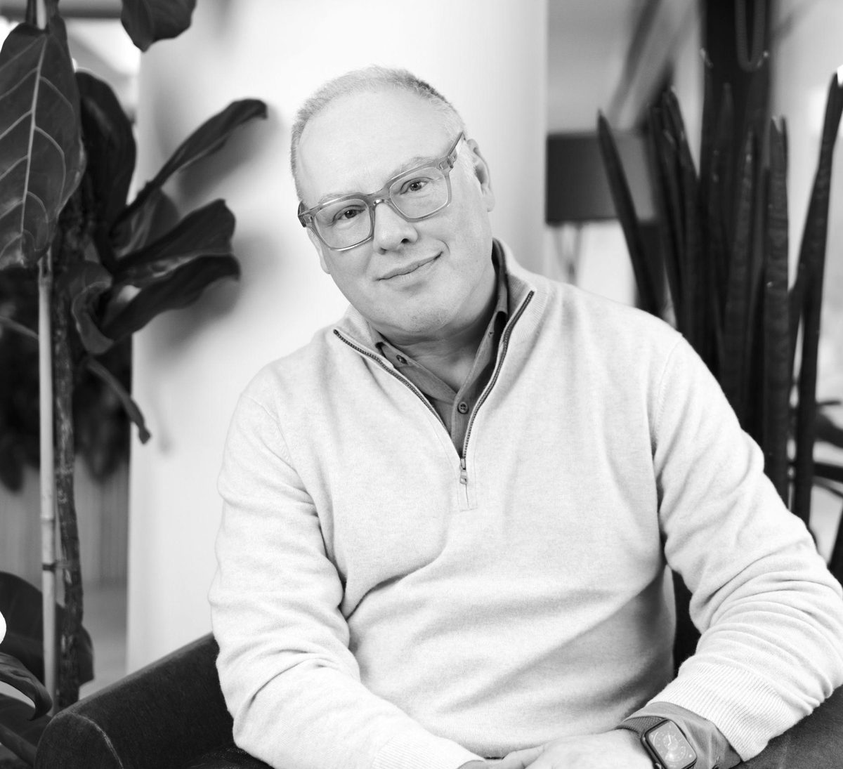 Portrait of Simon Walker